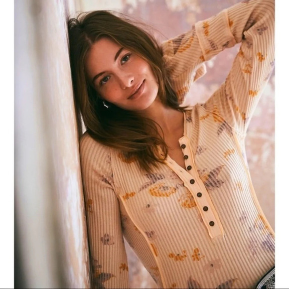 Free People Layer Me Peach Combo Henley Top Small - Picture 1 of 6